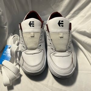 Sz 8.5 Mens Etnies Senix Lo Lace Up Low Skate Sneakers SEE PHOTOS